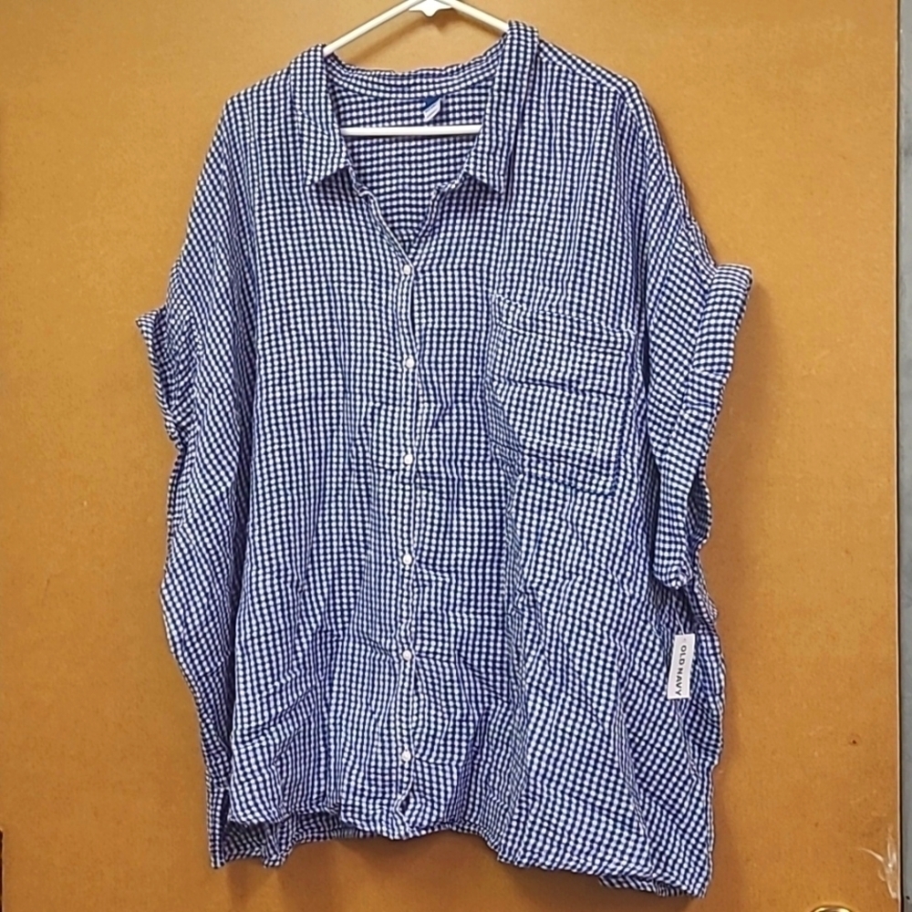 Old Navy Blue and White Gingham Button-Down Shirt